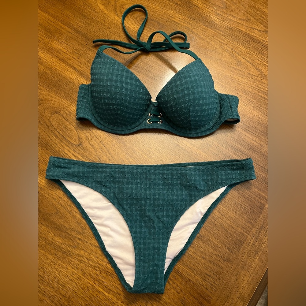 Shade & Shore Green Textured Bikini Set